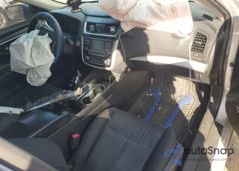 2018 Nissan Altima 2.5 z USA, uszkodzony, nr VIN 1N4AL3AP4JC209126